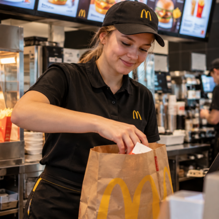 mcdonalds palkka